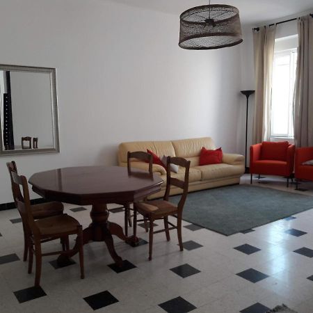 T4- Terrasse 50M², Garage, Centre-Ville Нарбонна Экстерьер фото